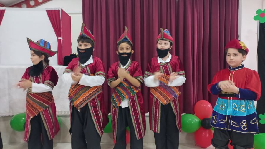 Özel Murat Ortaokulu’nda Karagöz Hacivat coşkusu
