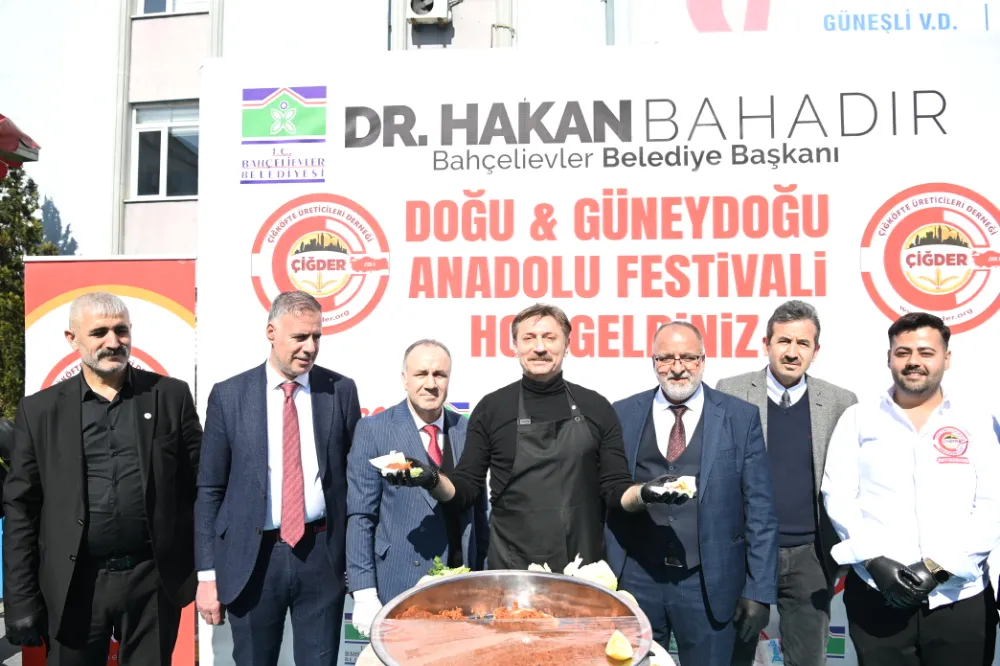 Çiğ Köfte ve kebaplar yendi, türküler dinlendi