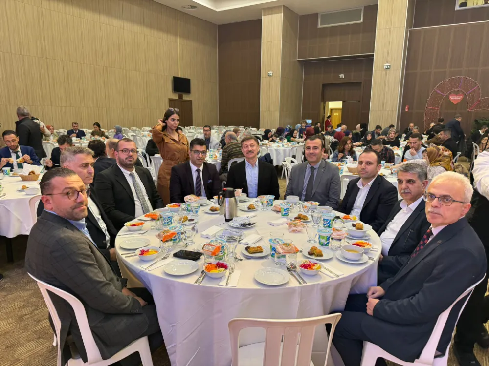 Büro Memur-Sen 10 No’lu Şube’den iftar yemeği